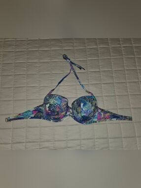 Victoria's Secret Multicolor Floral Blue Pink Bikini Top